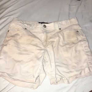 midi white shorts